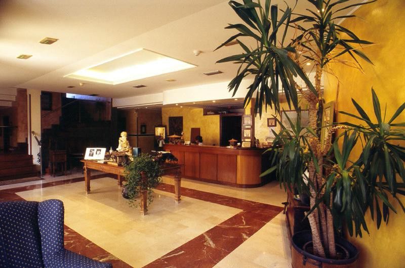Hotel Villa De Nava エクステリア 写真